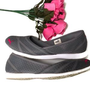 SALE! Puma Vega Ballet Flume Walking Shoe Size 10